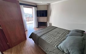 Home Green Home - Vista para as montanhas
